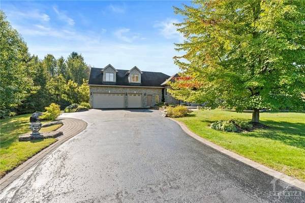 4 LOCKMASTERS LN, North Grenville, ON K0G 1J0