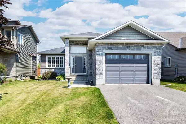 75 SETTLEMENT LN, Russell, ON K4R 0A4