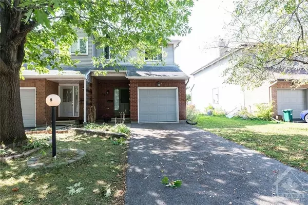 Barrhaven, ON K2J 4A4,38 ARMADALE CRES