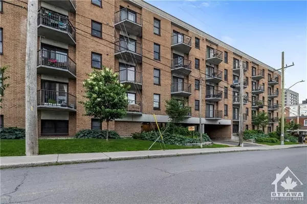 50 BURNSIDE AVE #203, West Centre Town, ON K1Y 2M2