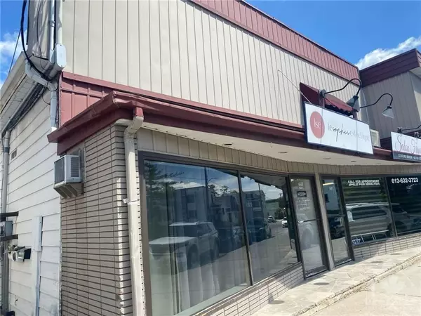 Hawkesbury, ON K6A 1B3,669 MAIN ST E