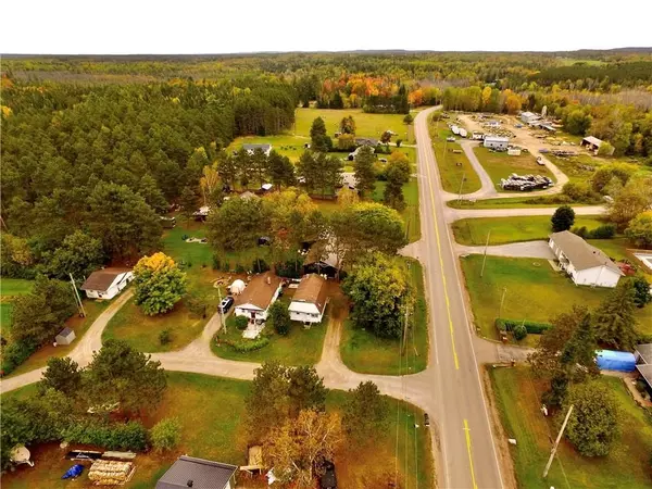 Bonnechere Valley, ON K0J 1T0,6-14 PINETREE LN