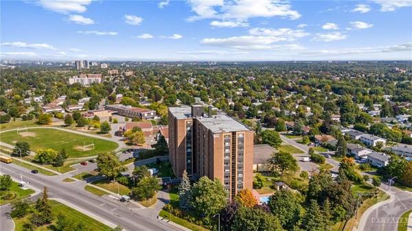 1356 MEADOWLANDS DR E #501, Cityview - Parkwoods Hills - Rideau Shore, ON K2E 6K6