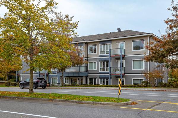 4050 Douglas St #106, Saanich, BC V8X 0A5