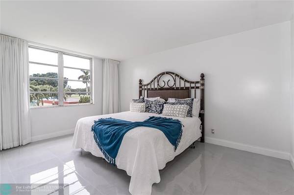 Pembroke Pines, FL 33025,8900 Washington Blvd  #218