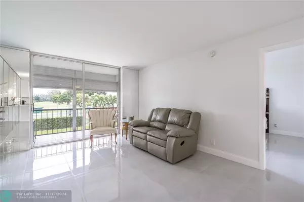 Pembroke Pines, FL 33025,8900 Washington Blvd  #218