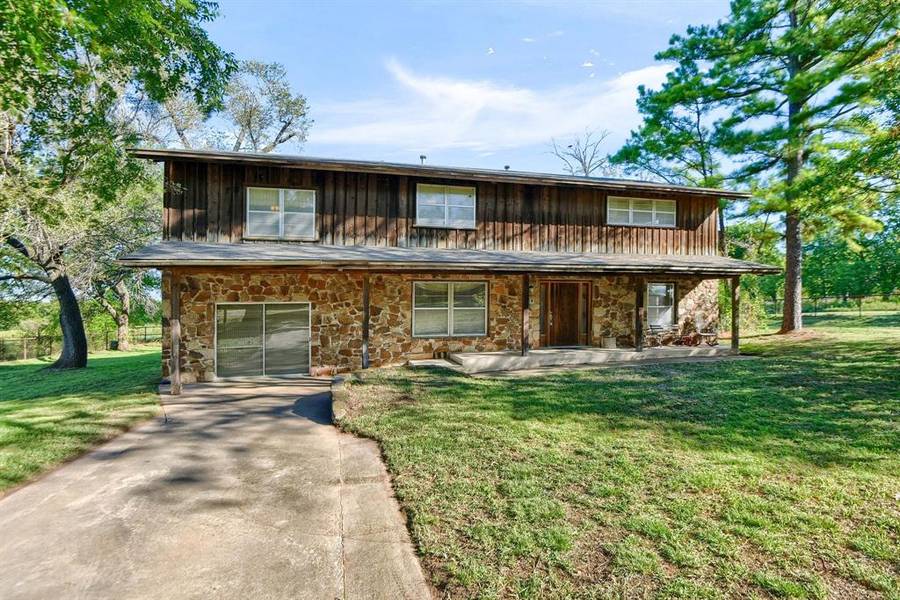 2021 W Walker Street, Denison, TX 75020