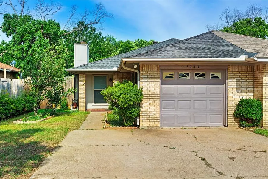 4224 Wingrove Drive, Arlington, TX 76015