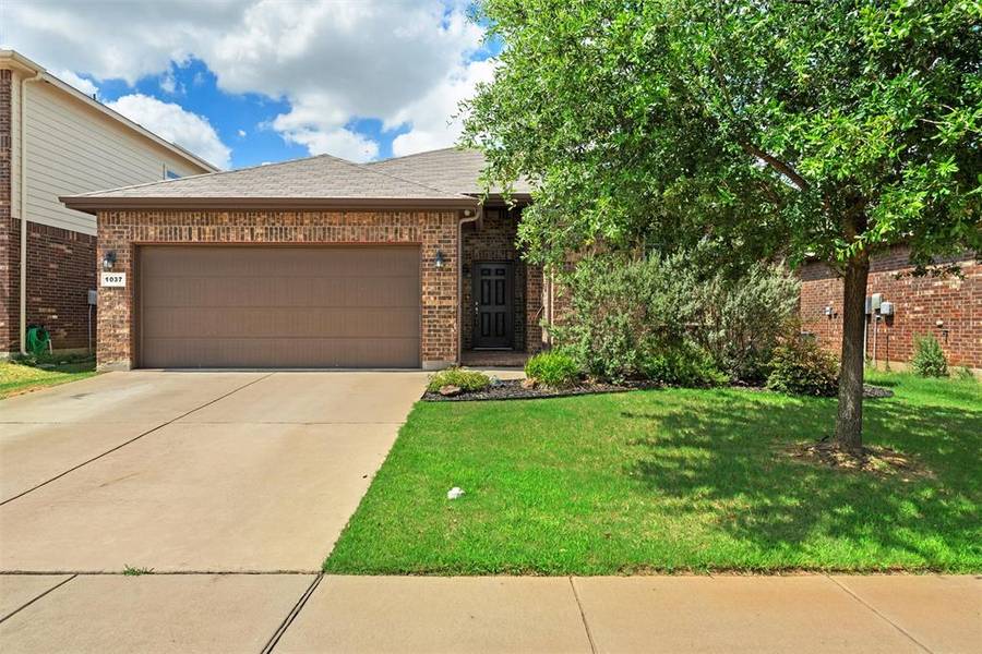 1037 Doe Meadow Drive, Fort Worth, TX 76028