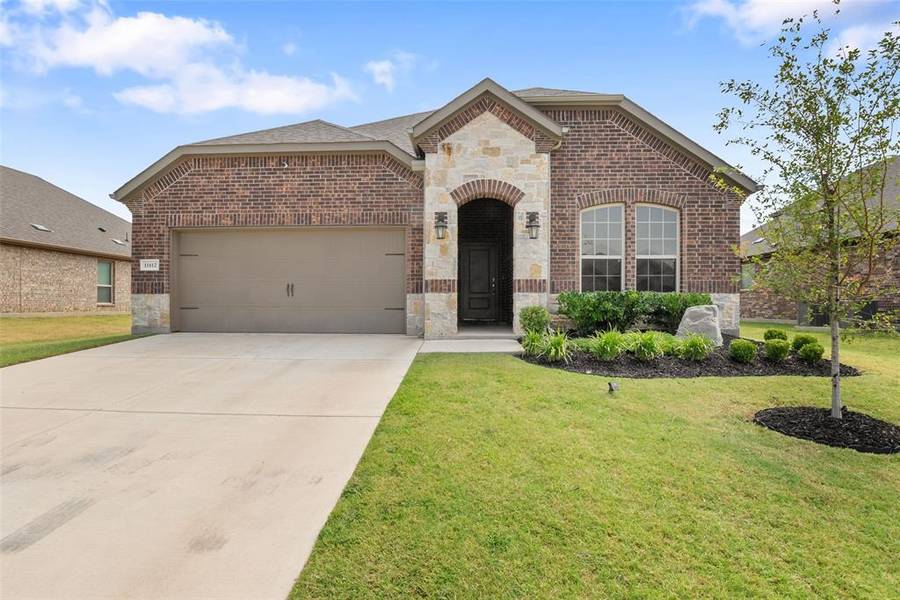 11412 Culberson Drive, Aubrey, TX 76227