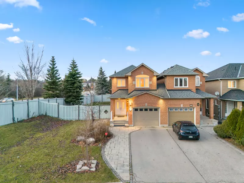 57 Brightsview DR, Richmond Hill, ON L4E 3Z1