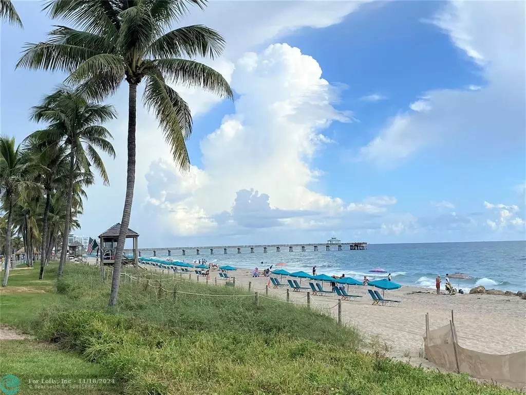 Deerfield Beach, FL 33441,760 SE 2nd Ave  #G204