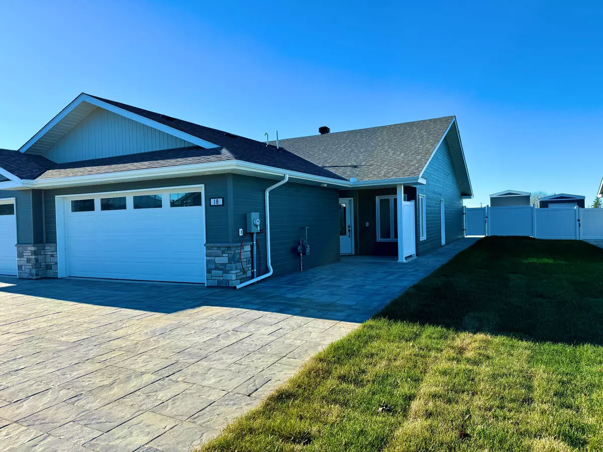 Kapuskasing, ON P5N 3J6,18 Golf ST