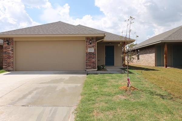 1707 Everglade Court, Oklahoma City, OK 73128