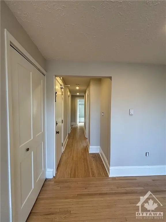 Ottawa, ON K1S 2W9,28 AYLMER AVE #3