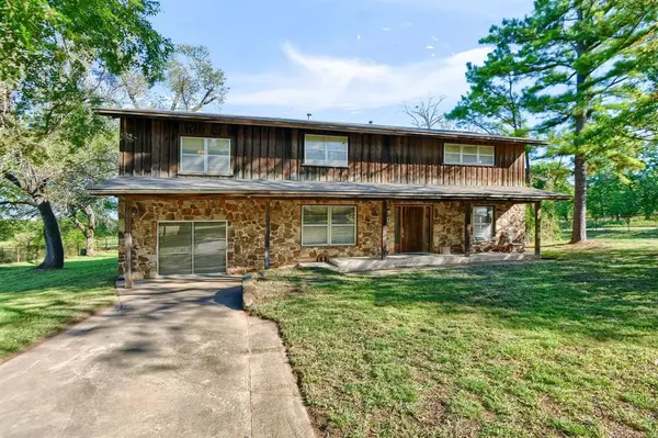 2021 W Walker Street, Denison, TX 75020