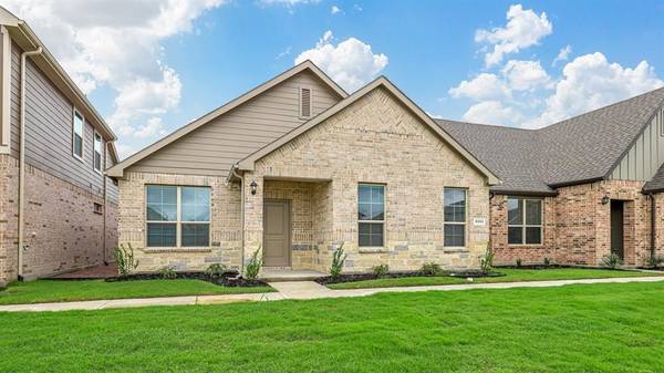 5249 HERITAGE Street, Haltom City, TX 76117