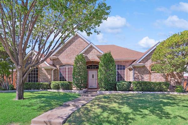 905 Granview Drive,  Lewisville,  TX 75067