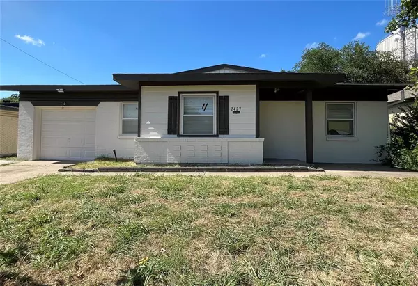 2427 CostaMesa Drive, Dallas, TX 75228