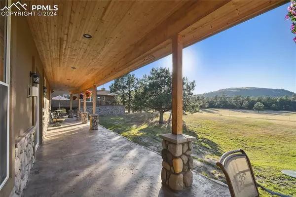 Larkspur, CO 80118,3842 Estates CIR