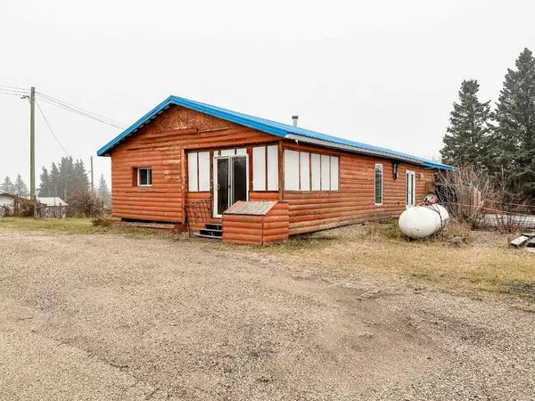 Nevis, AB T0C 2E0,8 Deverber ST