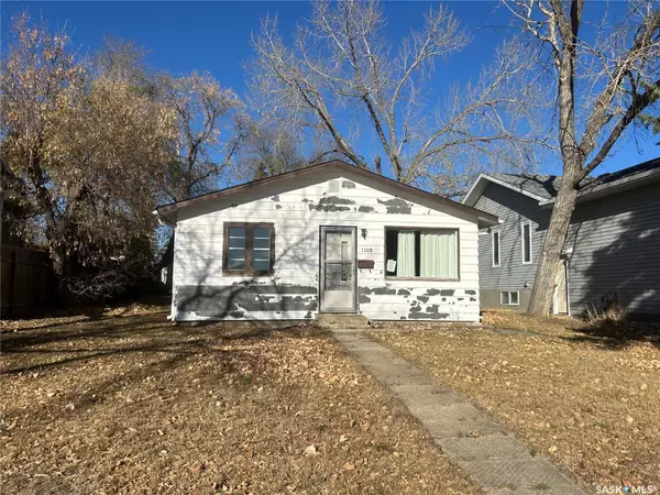 Moose Jaw, SK S6H 2J2,1108 Hochelaga STREET W