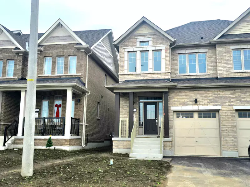 62 West Oak TRL, Barrie, ON L9J 0K8