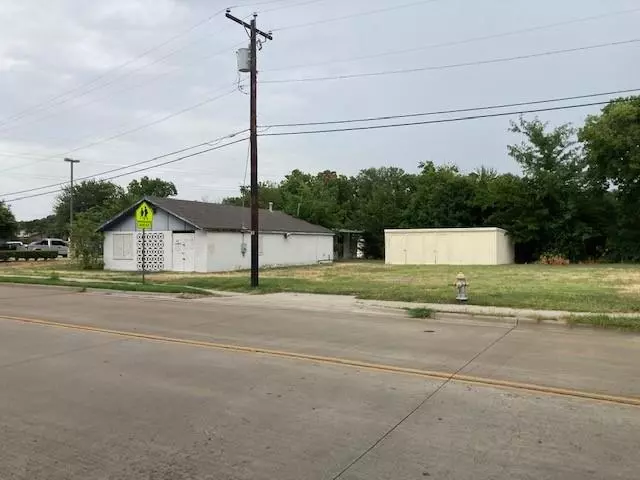 Irving, TX 75061,512 N Sowers Road