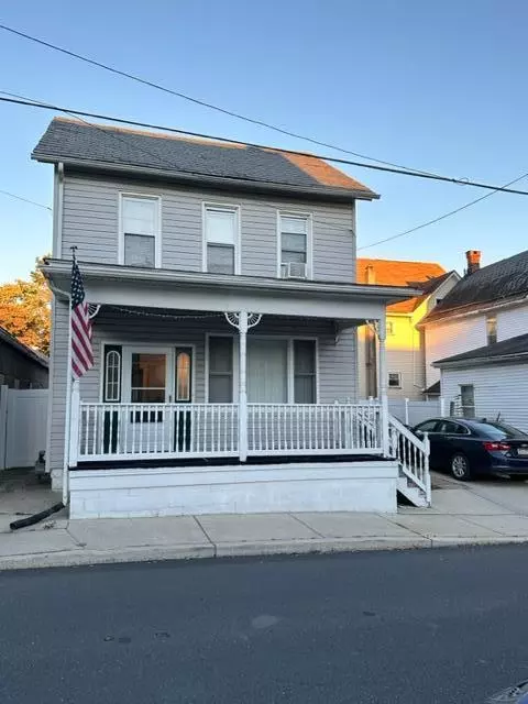 Pen Argyl Borough, PA 18072,102 B Street