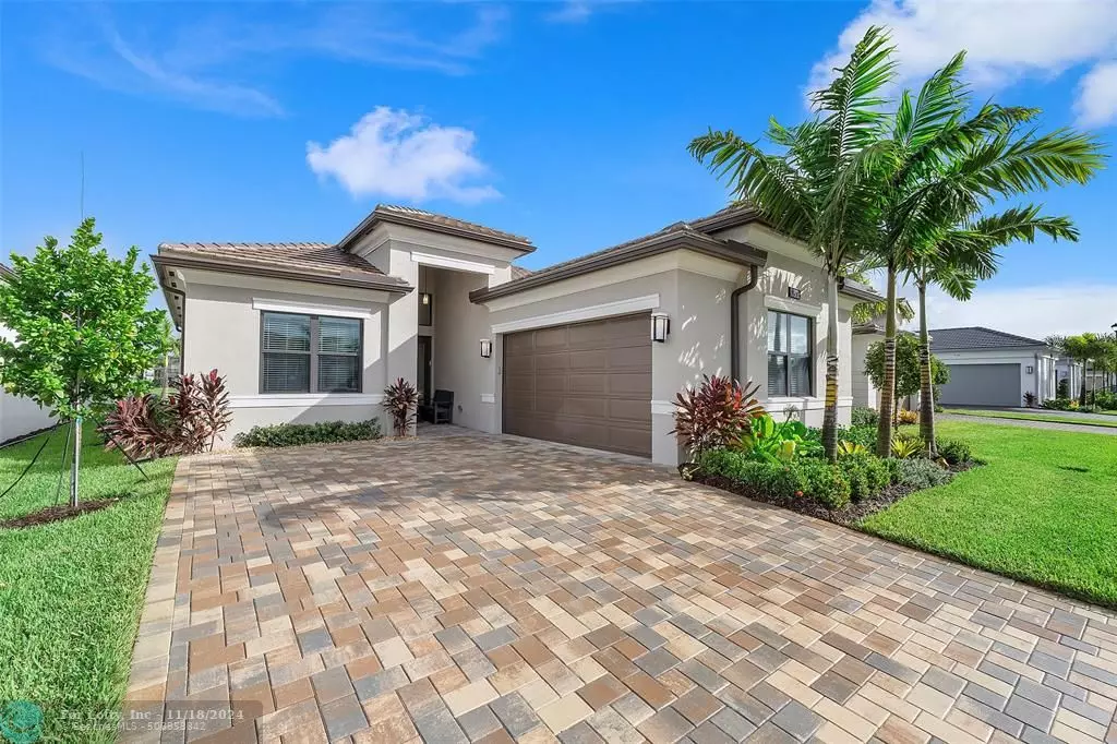 Boynton Beach, FL 33473,9422 Mountain Pine Grv