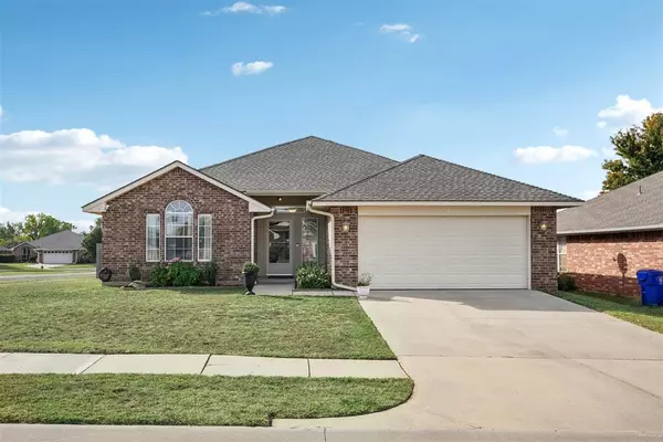 720 Shadowhill Street, Norman, OK 73071