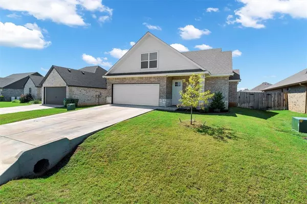 Granbury, TX 76049,3320 White Horse Drive