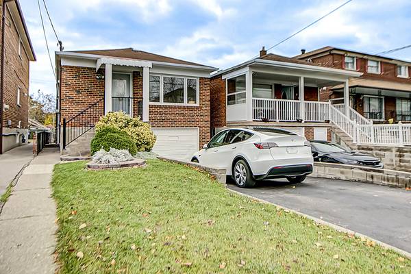 43 Magnolia AVE, Toronto E04, ON M1K 3K3