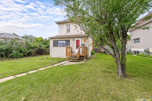 310 Grandview STREET W, Moose Jaw, SK S6H 5K8