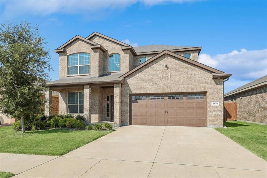 2525 Lavender Lane, Glenn Heights, TX 75154