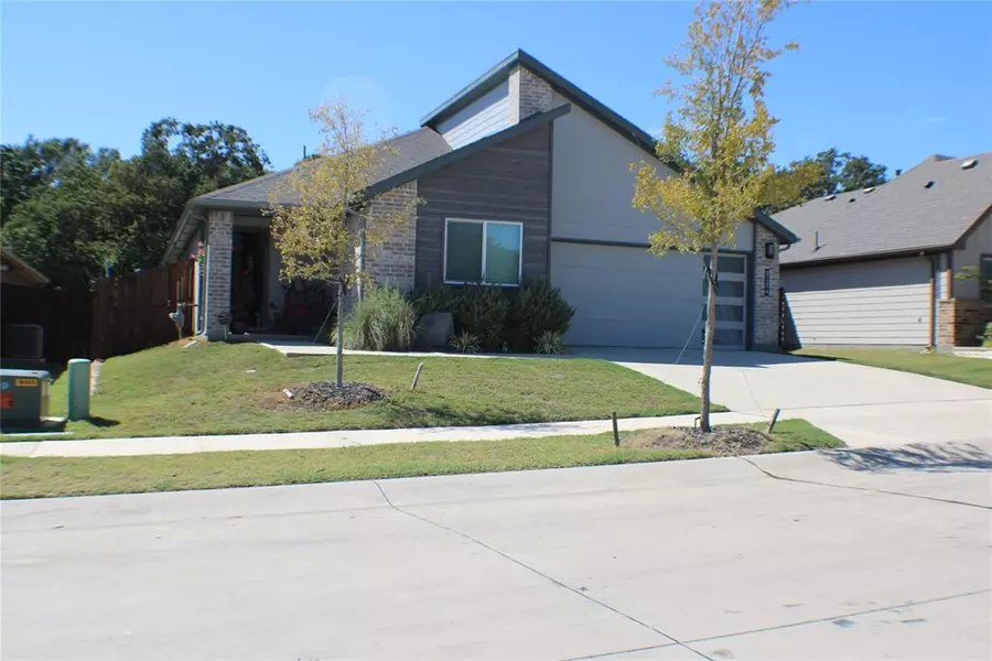 2104 Tawny Drive, Denton, TX 76205