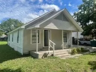 306 W Houston Street, Leonard, TX 75452