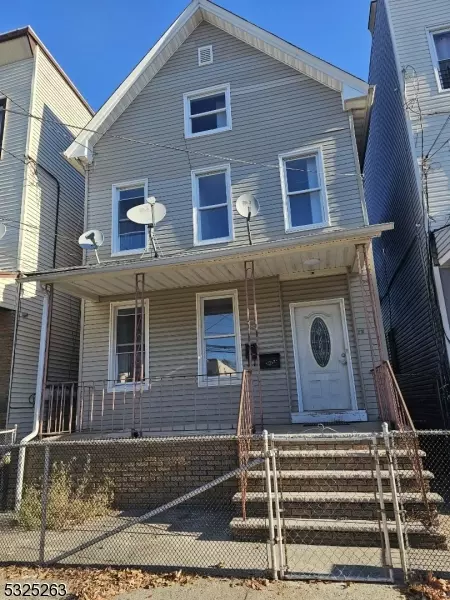 Elizabeth City, NJ 07206,231 Clark Pl #2