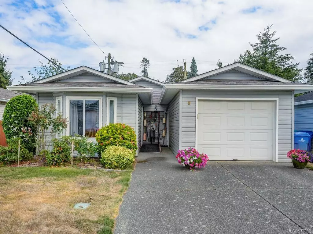 Central Saanich, BC V8M 2H4,7570 Tetayut Rd #9