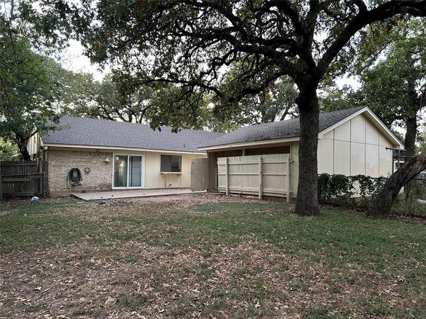 Hurst, TX 76053,780 Shady Lane