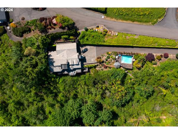 Lake Oswego, OR 97034,1777 SKYLAND DR