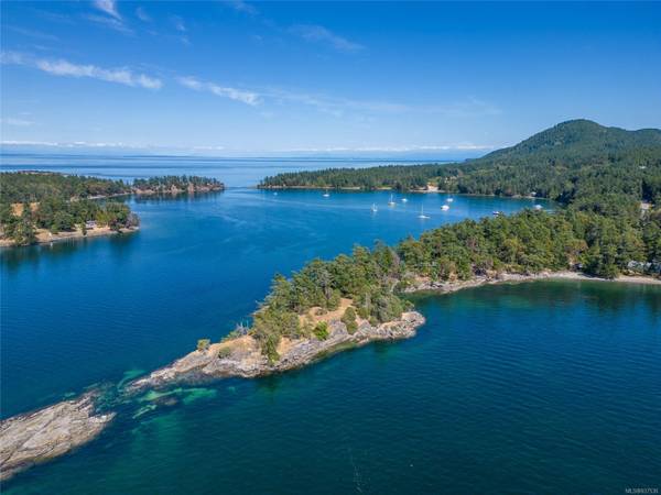 105 Church Bay Rd, Saturna Island, BC V0N 2Y0