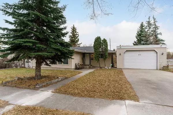 Calgary, AB T2L 0B1,975 northmount DR NW