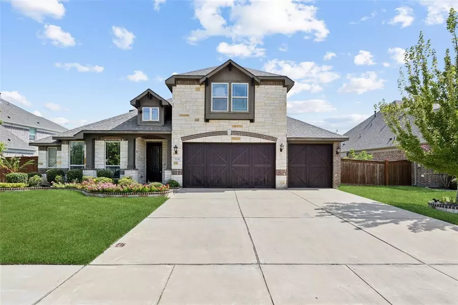 7228 Vienta Point, Grand Prairie, TX 75054