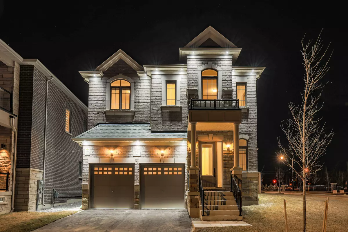 Brampton, ON L6P 0H8,37 Jura CRES