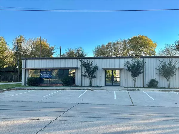 840 E Main Street, Gainesville, TX 76240