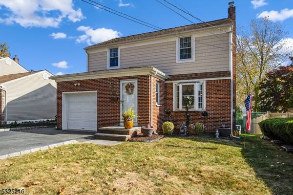 31 Hillside Ave, Cedar Grove Twp., NJ 07009