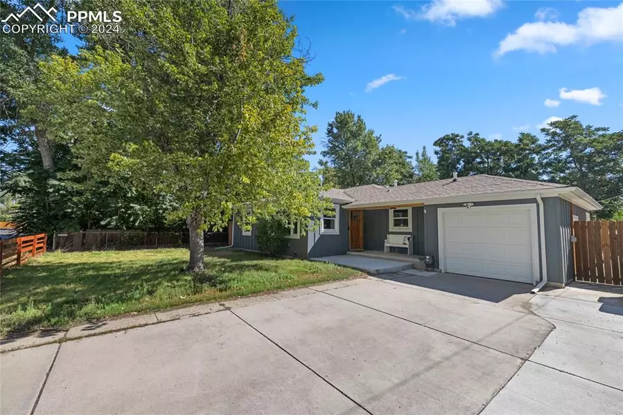 1660 Reed ST, Lakewood, CO 80214