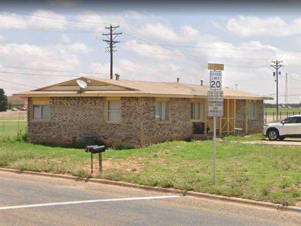 1004 N Ballard Street, Brownfield, TX 79316