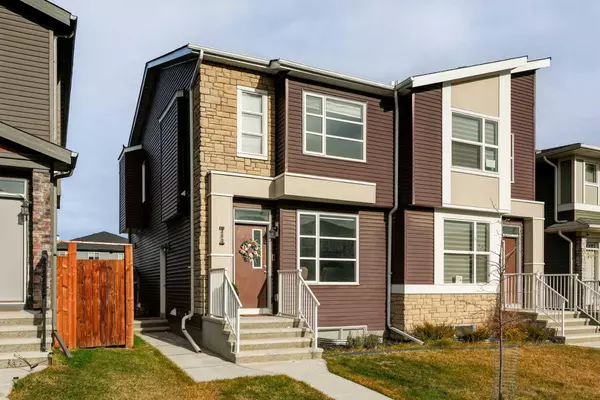 260 Corner Meadows WAY NE, Calgary, AB T3N 1Y4